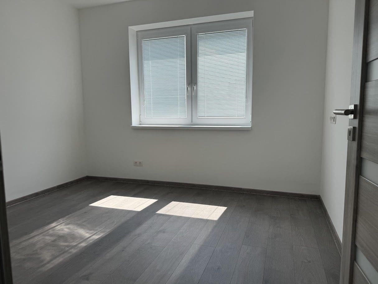 Galéria Nová Tehelňa 4 izbový dom - 7