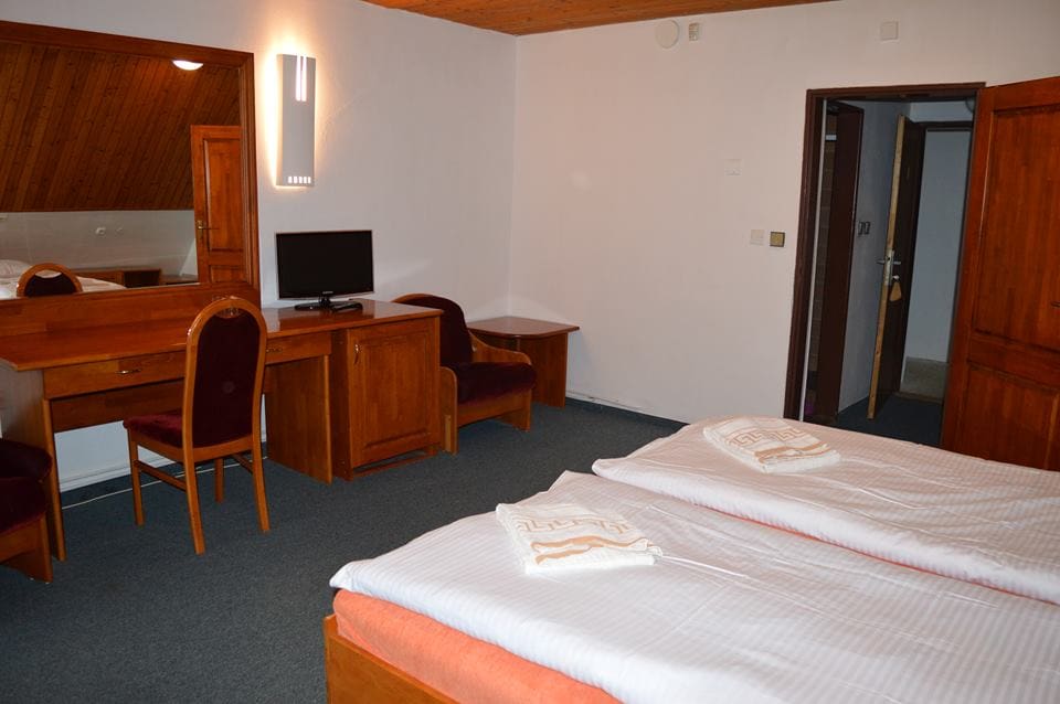 Na predaj: Penzión HOREC – dokonalé miesto pre relax v srdci Kremnického pohoria - 2