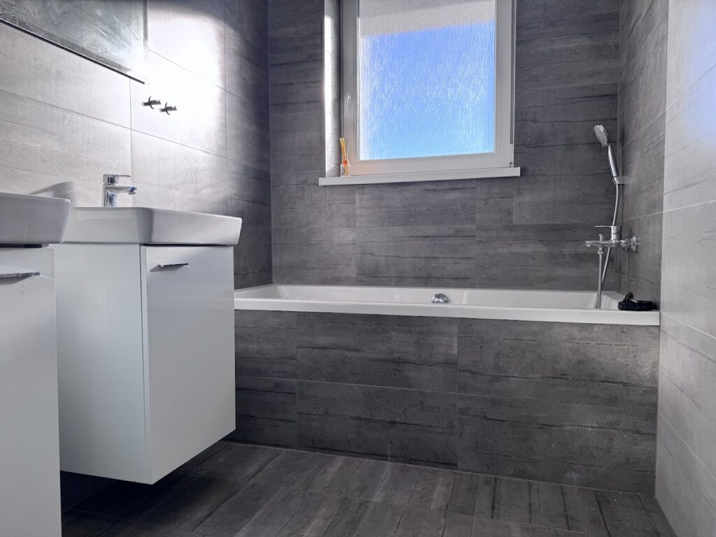 Dom na predaj – 3-izbový rodinný dom na Vrabčej ulici v Senci 7 dom na predaj 3 izbový tehelňa