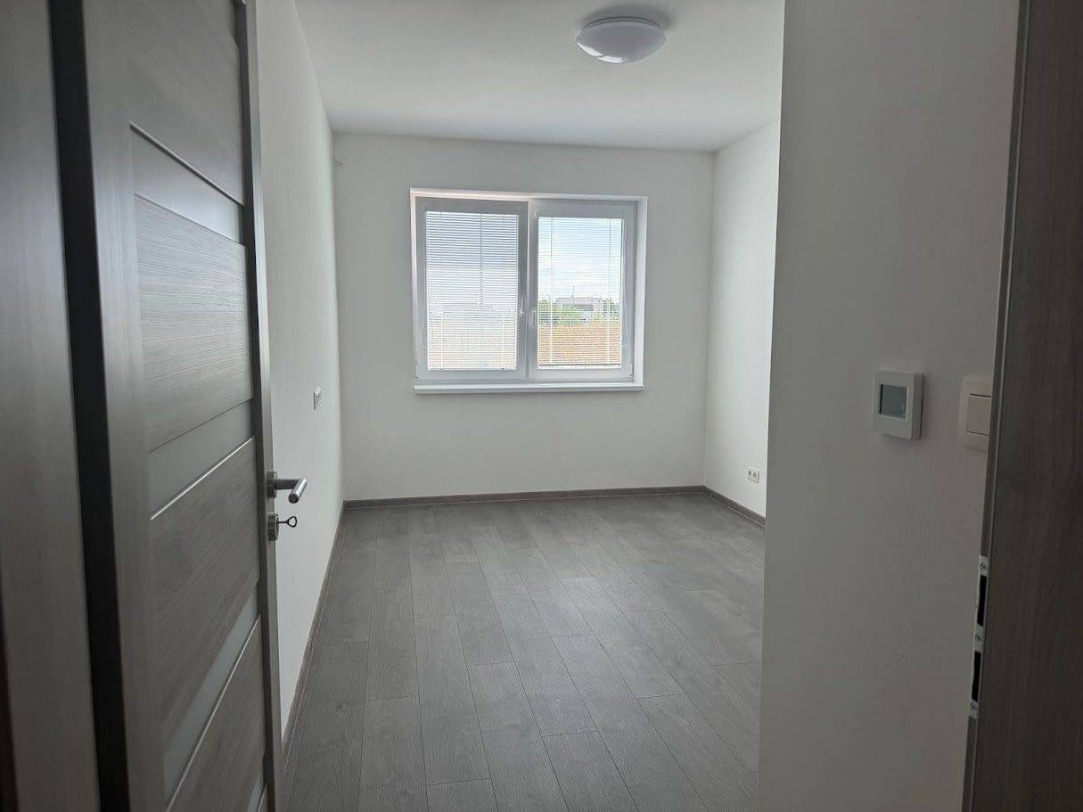 Predaj 3 izbového rodinného domu na Vrabčej ulici v Senci