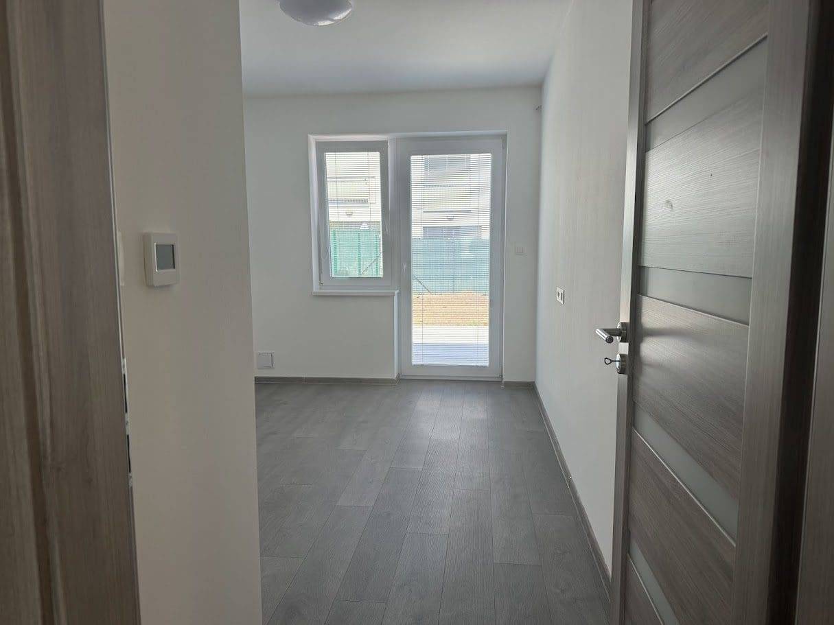 Predaj 3 izbového rodinného domu na Vrabčej ulici v Senci